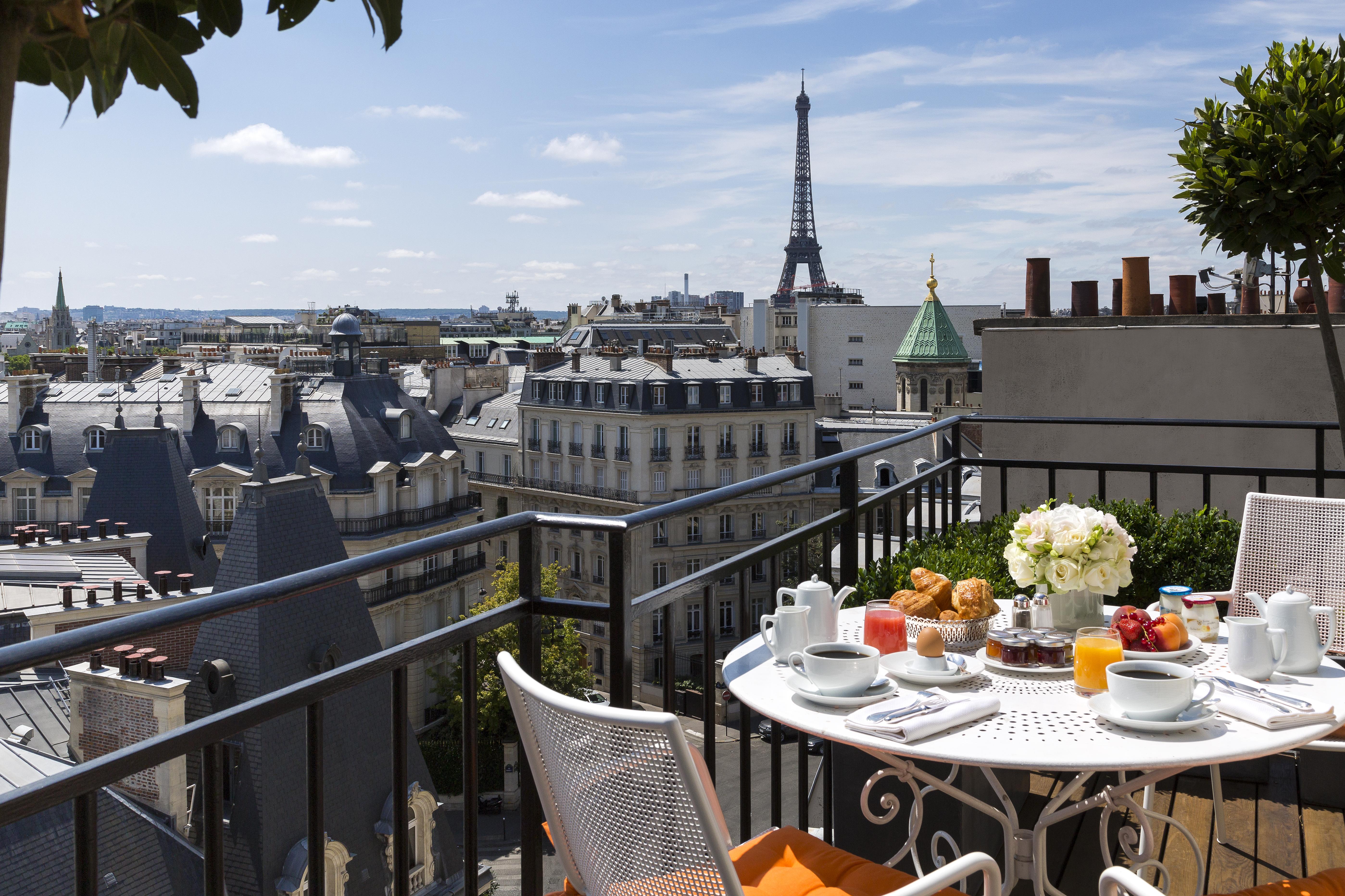 5 star hotels near Avenue Montaigne Paris from 307692 IDR